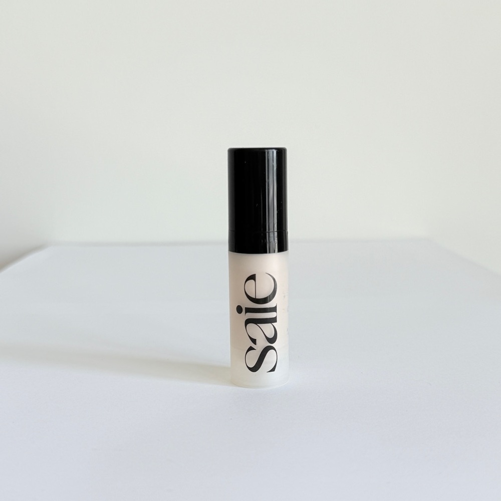 Saie Glowy Super Gel Lightweight Dewy Multipurpose Illuminator Starglow